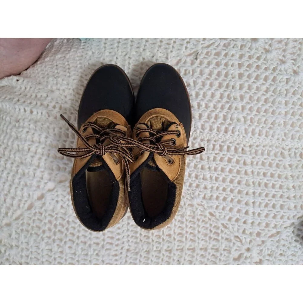 Vintage Bass Women's Size 6M Low Thermolite ONTARIO Duck Boots Navy Blue/Tan